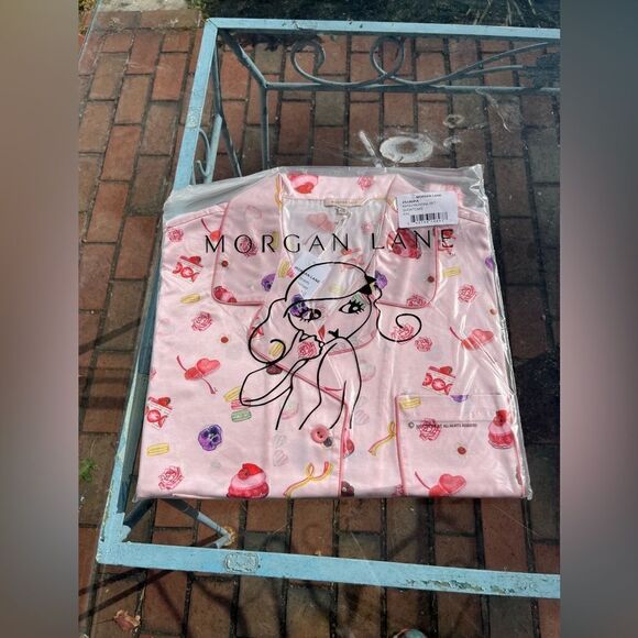 Morgan Lane Katelyn Fiona Shortcake Silk Pajama Set NWT - Picture 2 of 6